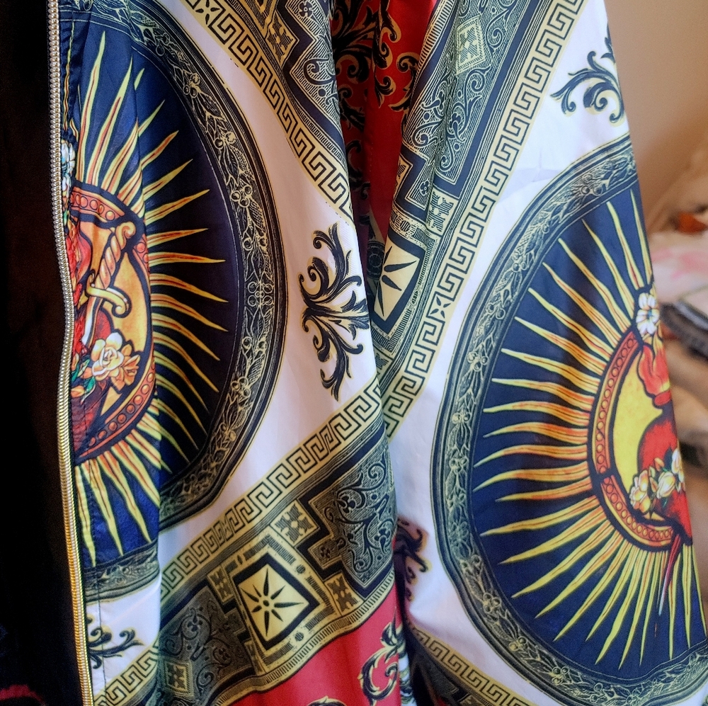 Forever 21 Black Orange Baroque Graphic Windbreaker - Small - Picture 4 of 8